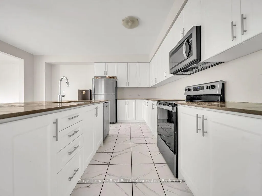 Photo 8 of 184 Broadacre Drive, Kitchener — HOMEH
