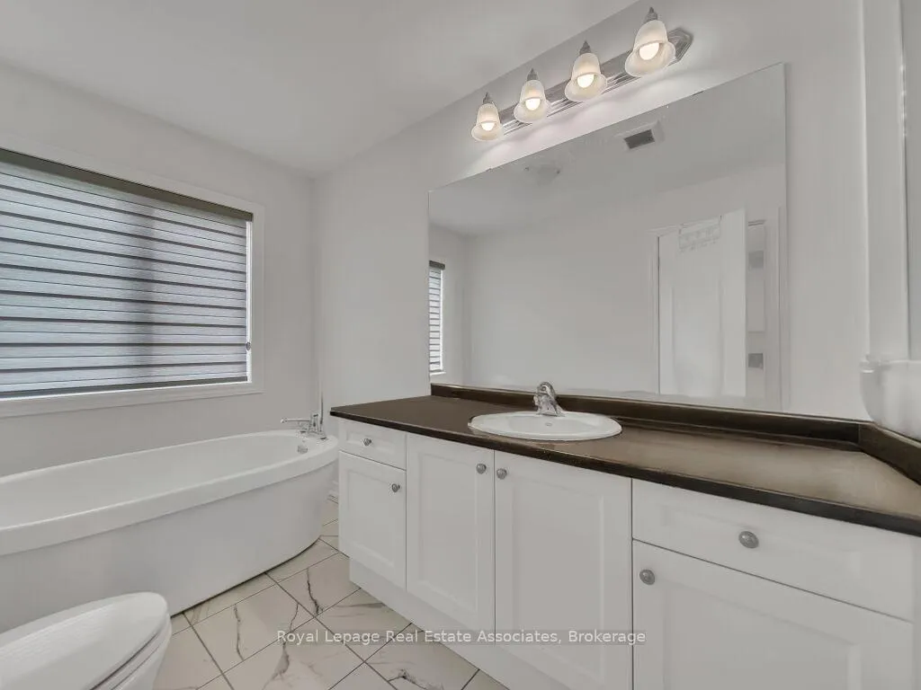 Photo 14 of 184 Broadacre Drive, Kitchener — HOMEH