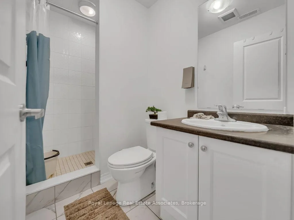Photo 24 of 184 Broadacre Drive, Kitchener — HOMEH