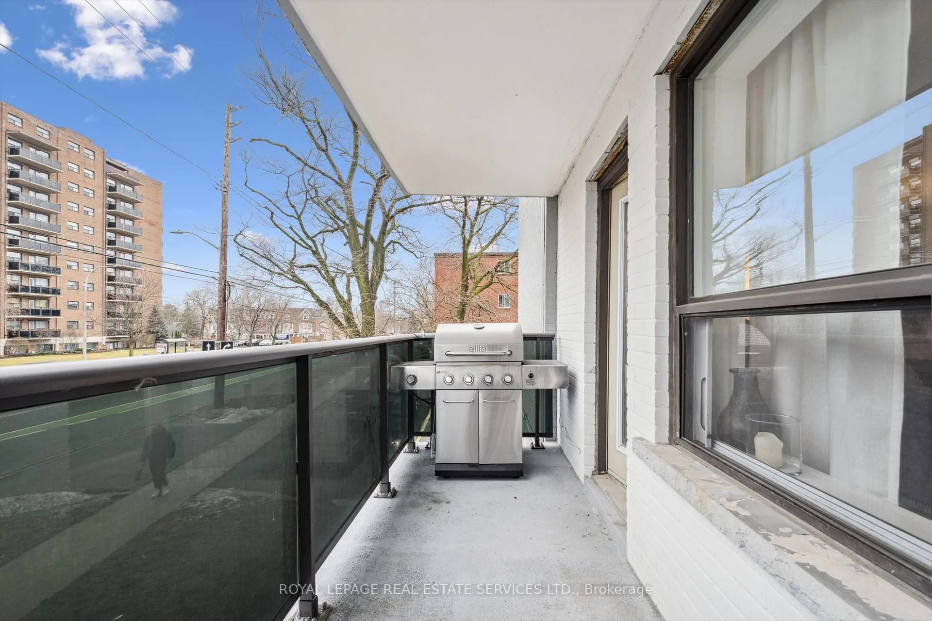 Photo 11 of Unit 210, 2411 New Street, Burlington, Brant — HOMEH