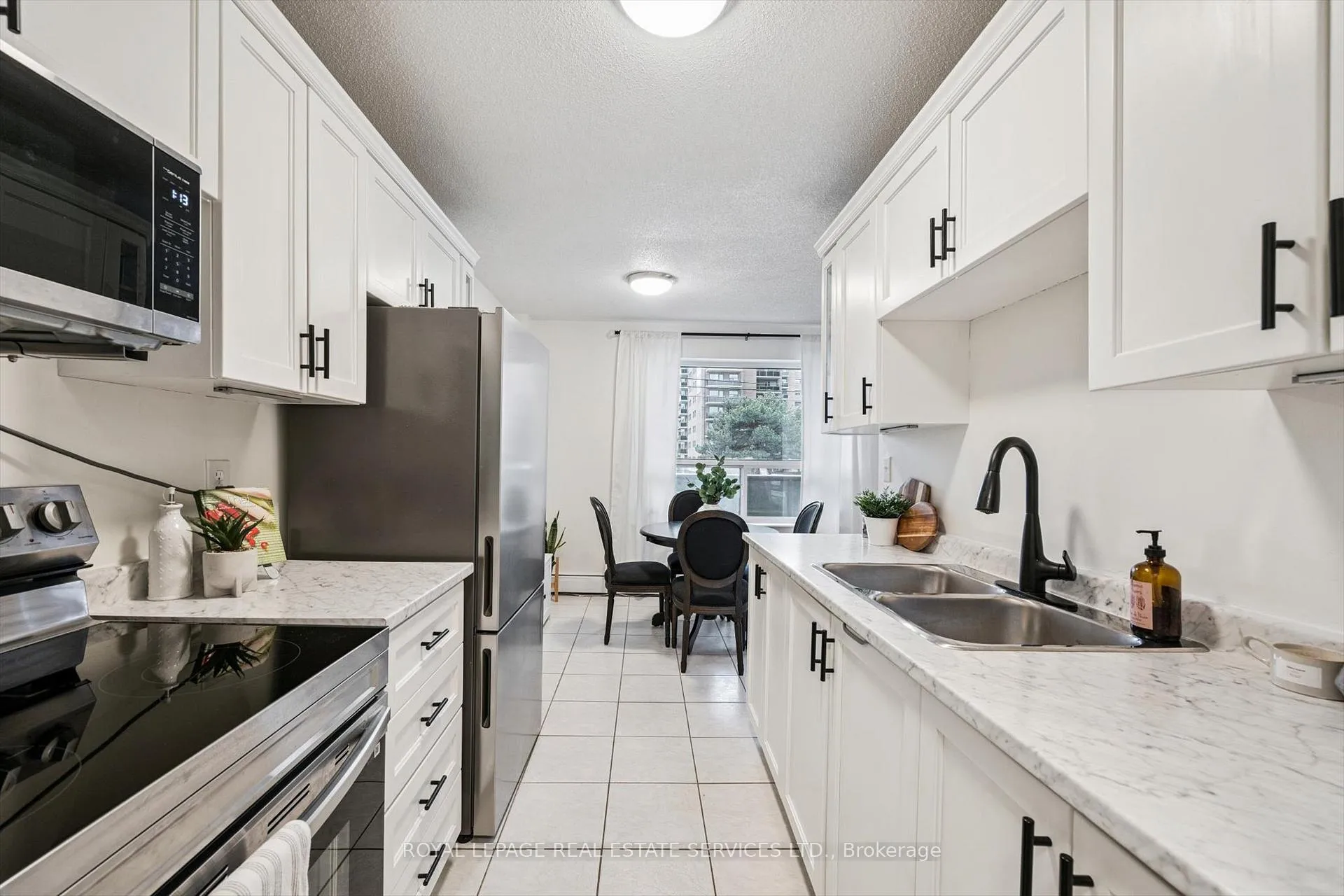 Photo 19 of Unit 210, 2411 New Street, Burlington, Brant — HOMEH