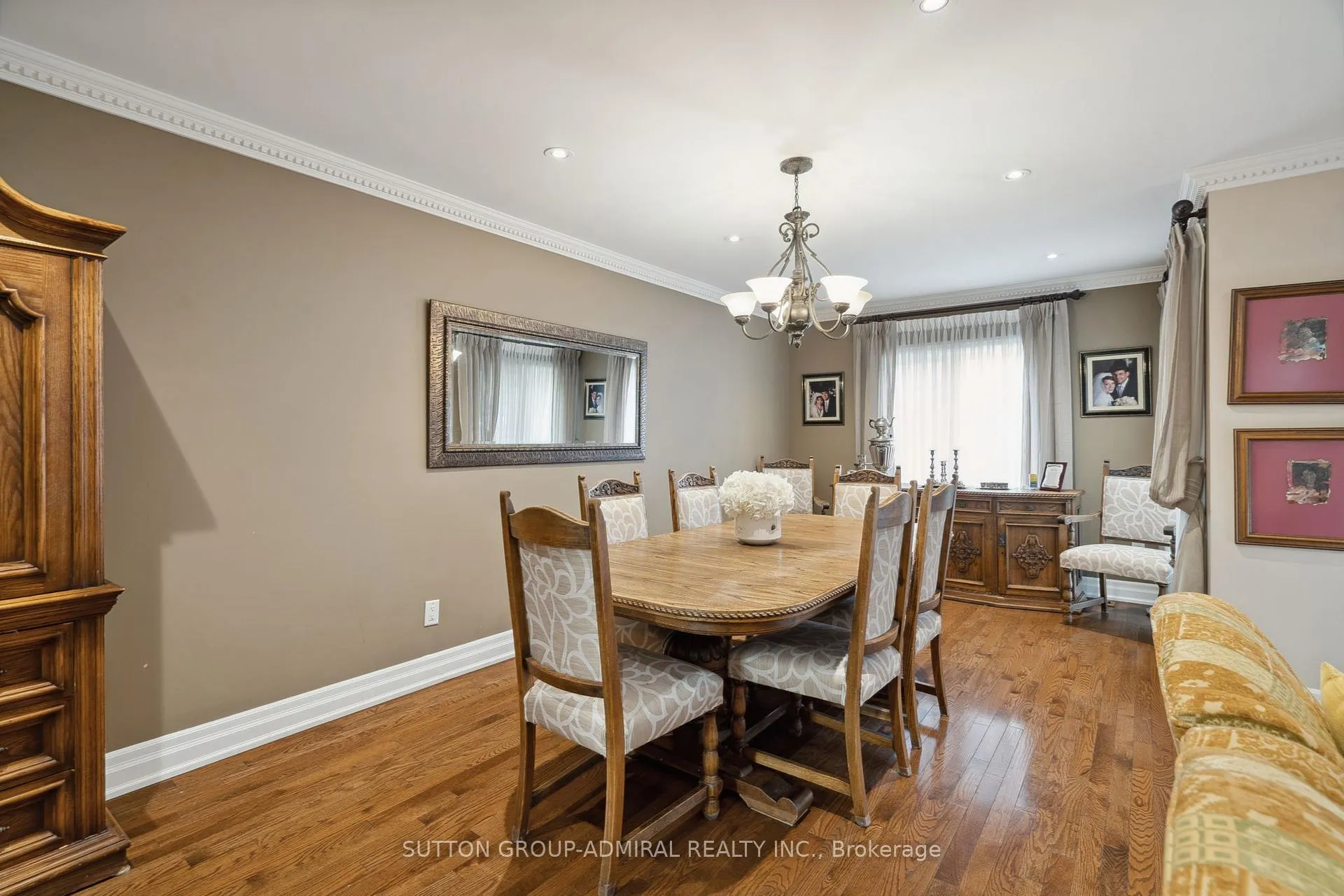 Photo 12 of 24 Patrice Crescent, Vaughan, Crestwood-Springfarm-Yorkhill — HOMEH