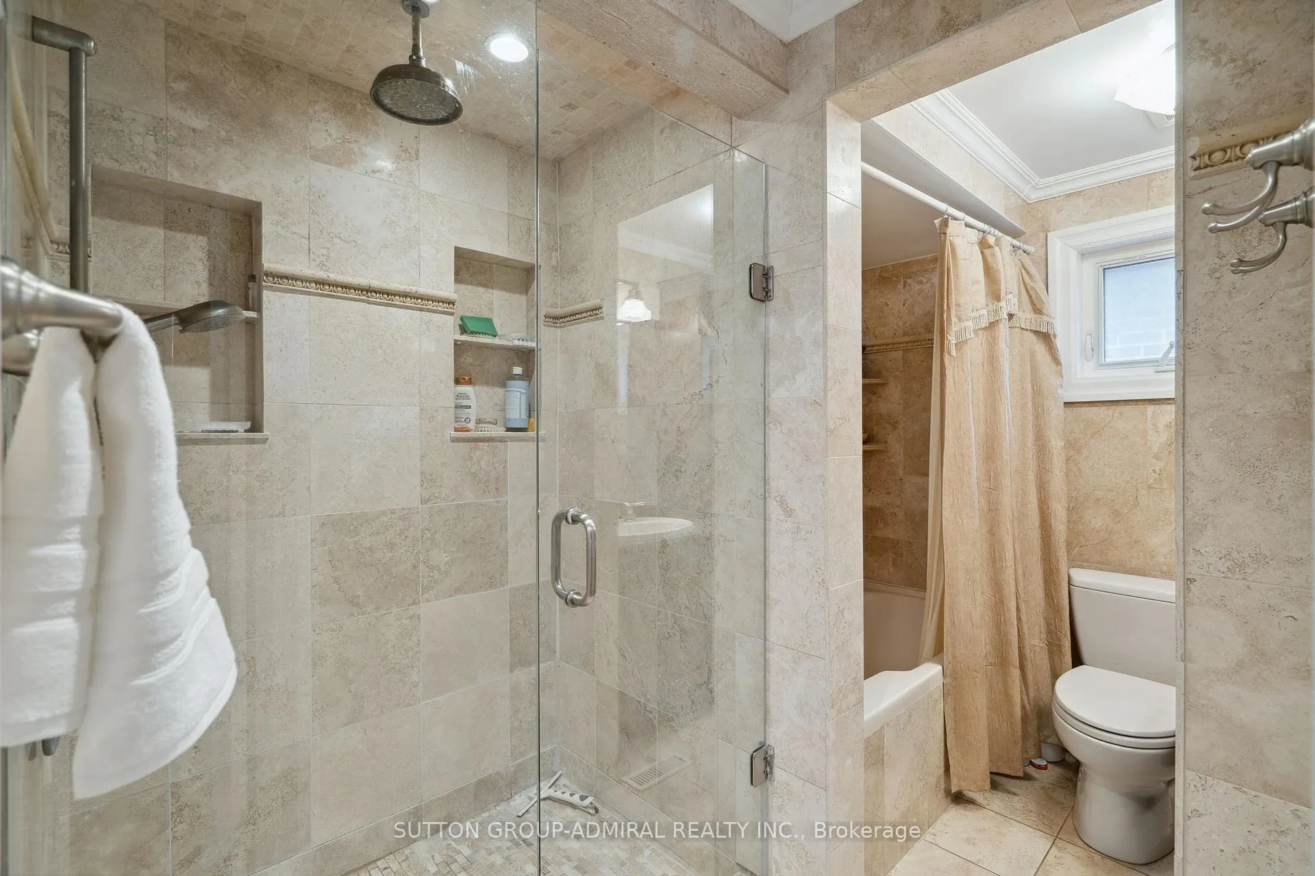Photo 25 of 24 Patrice Crescent, Vaughan, Crestwood-Springfarm-Yorkhill — HOMEH