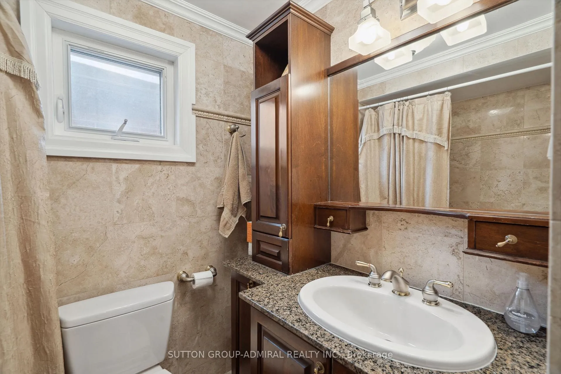 Photo 26 of 24 Patrice Crescent, Vaughan, Crestwood-Springfarm-Yorkhill — HOMEH
