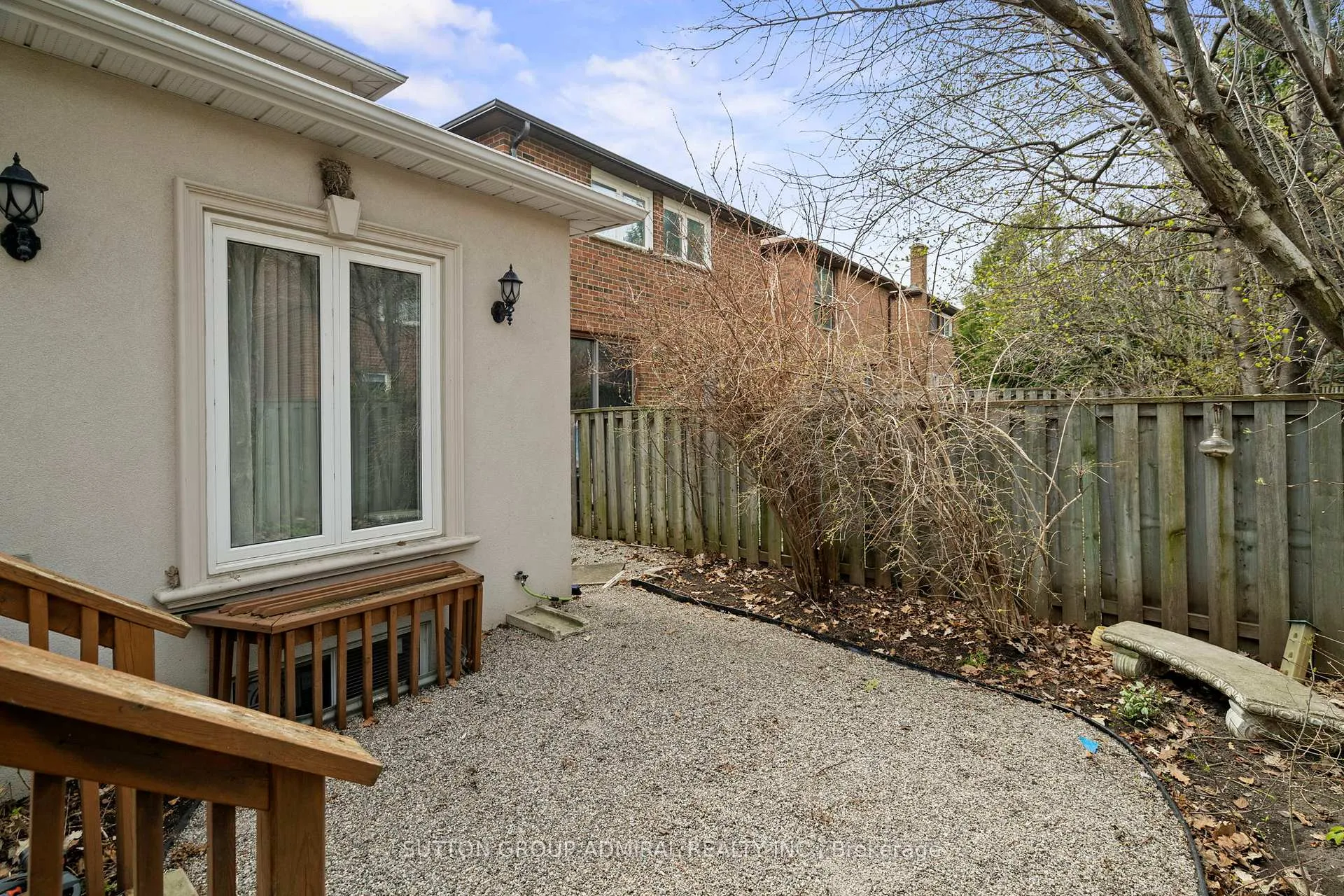 Photo 45 of 24 Patrice Crescent, Vaughan, Crestwood-Springfarm-Yorkhill — HOMEH