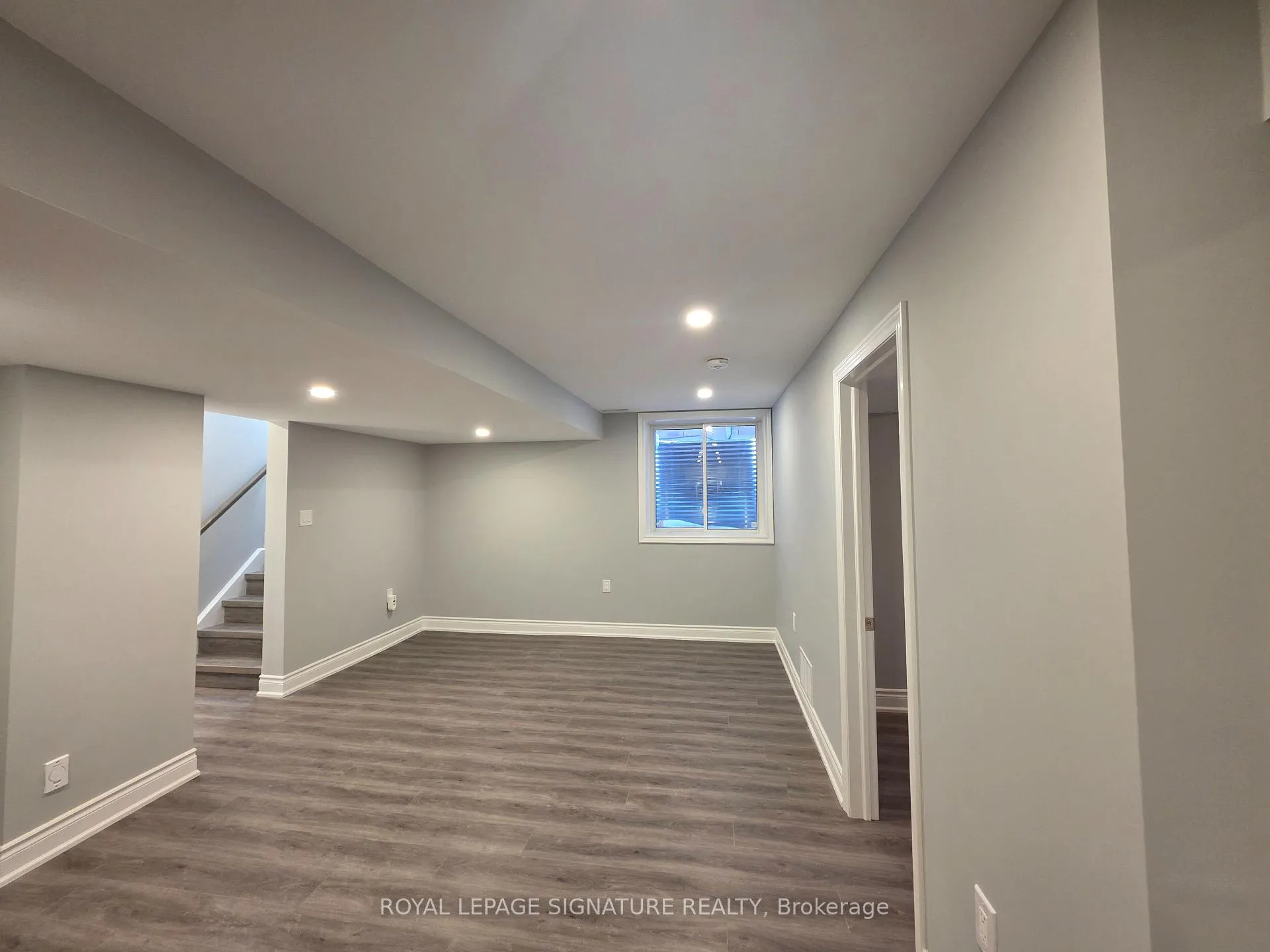Photo 1 of 901 Minchin Way, Milton, Harrison — HOMEH