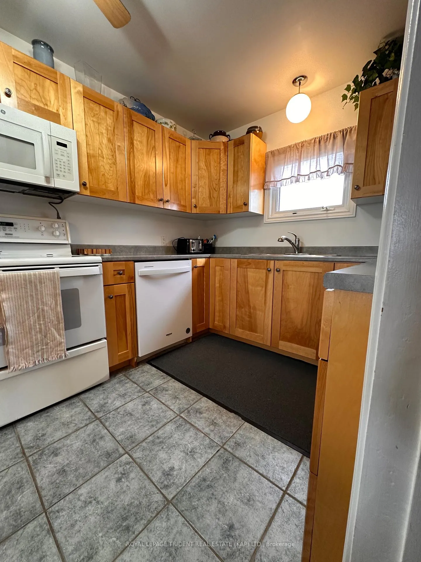 Photo 4 of 26 St. Patrick Street, Kapuskasing — HOMEH