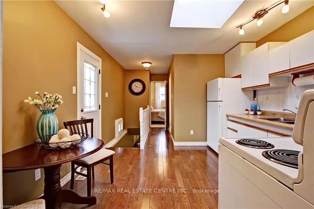 Photo 6 of 154 Robinwood Crescent, Milton, Old Milton — HOMEH