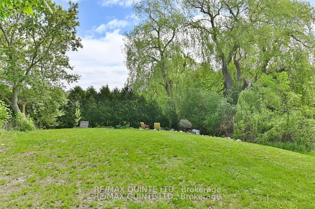 Photo 23 of 51 Gilbert Street, Belleville, Belleville Ward — HOMEH