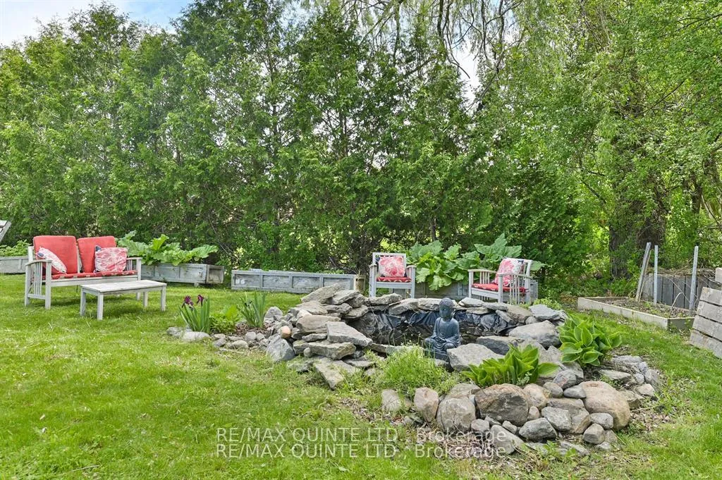 Photo 24 of 51 Gilbert Street, Belleville, Belleville Ward — HOMEH