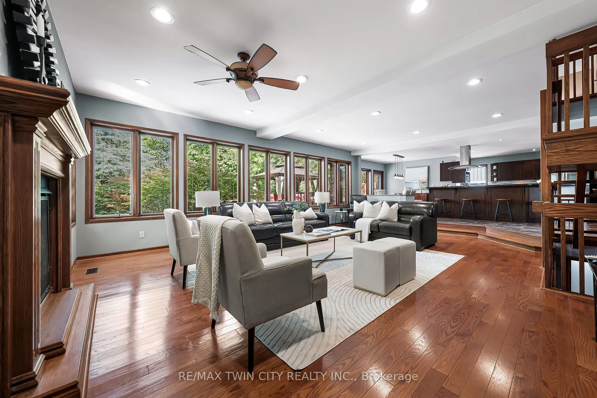 Photo 19 of 325 Wyecroft Boulevard, Waterloo — HOMEH