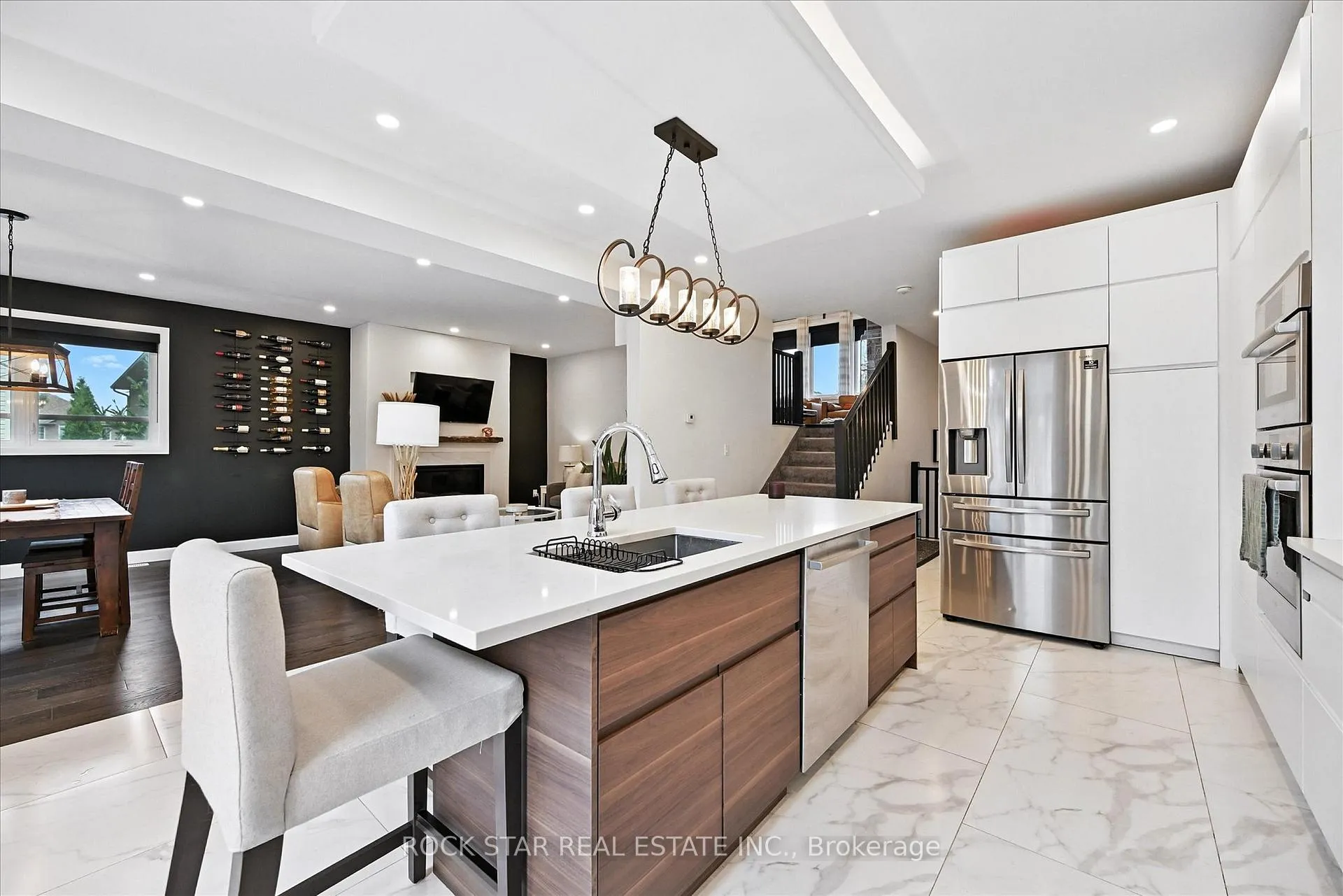 Photo 7 of 27 Blackburn Lane, Hamilton, Mount Hope — HOMEH