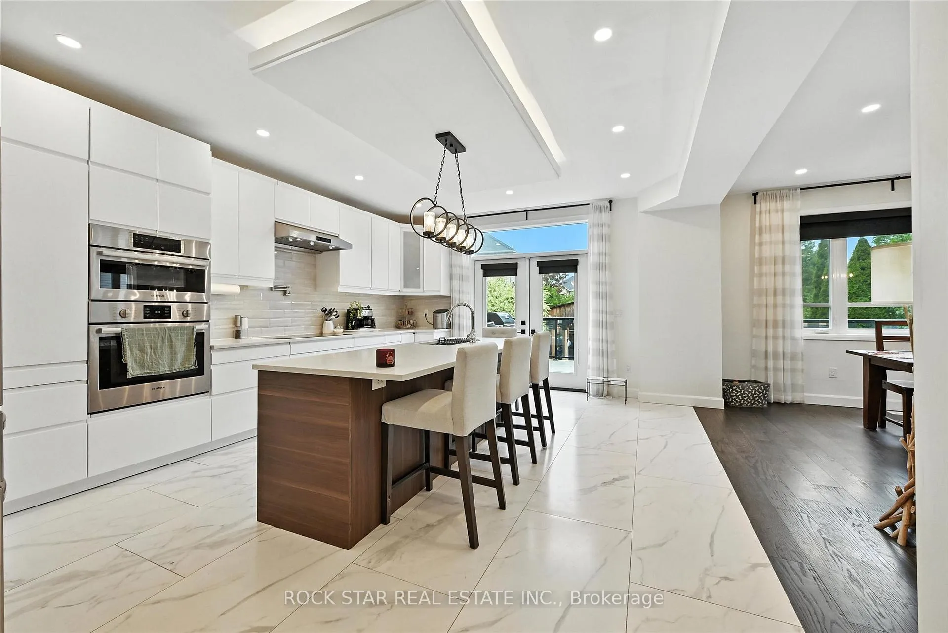 Photo 10 of 27 Blackburn Lane, Hamilton, Mount Hope — HOMEH