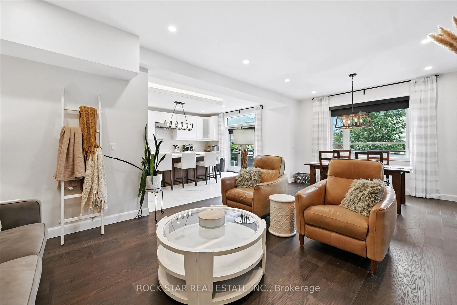 Photo 14 of 27 Blackburn Lane, Hamilton, Mount Hope — HOMEH