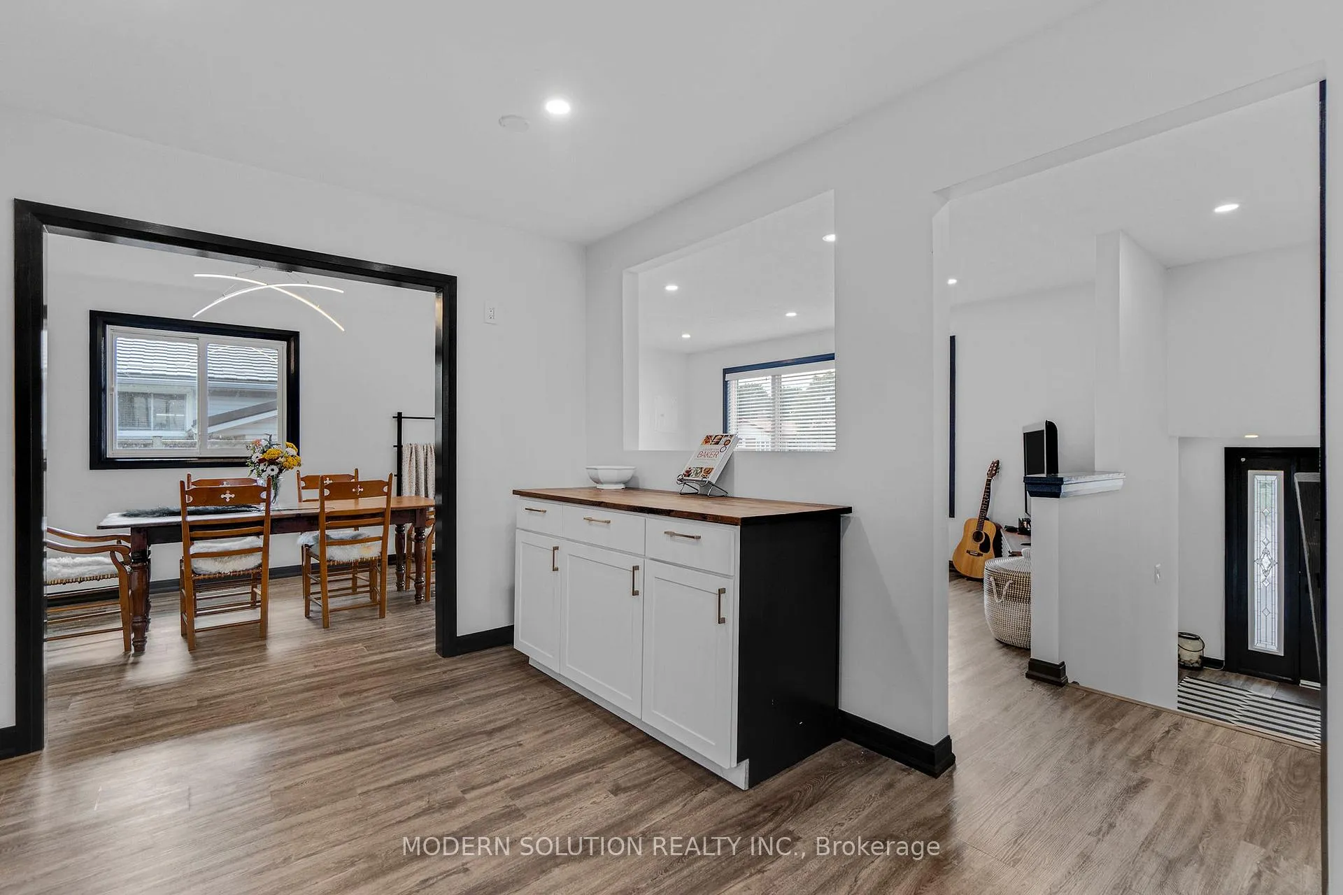 Photo 15 of 82 Shea Crescent, Kitchener — HOMEH