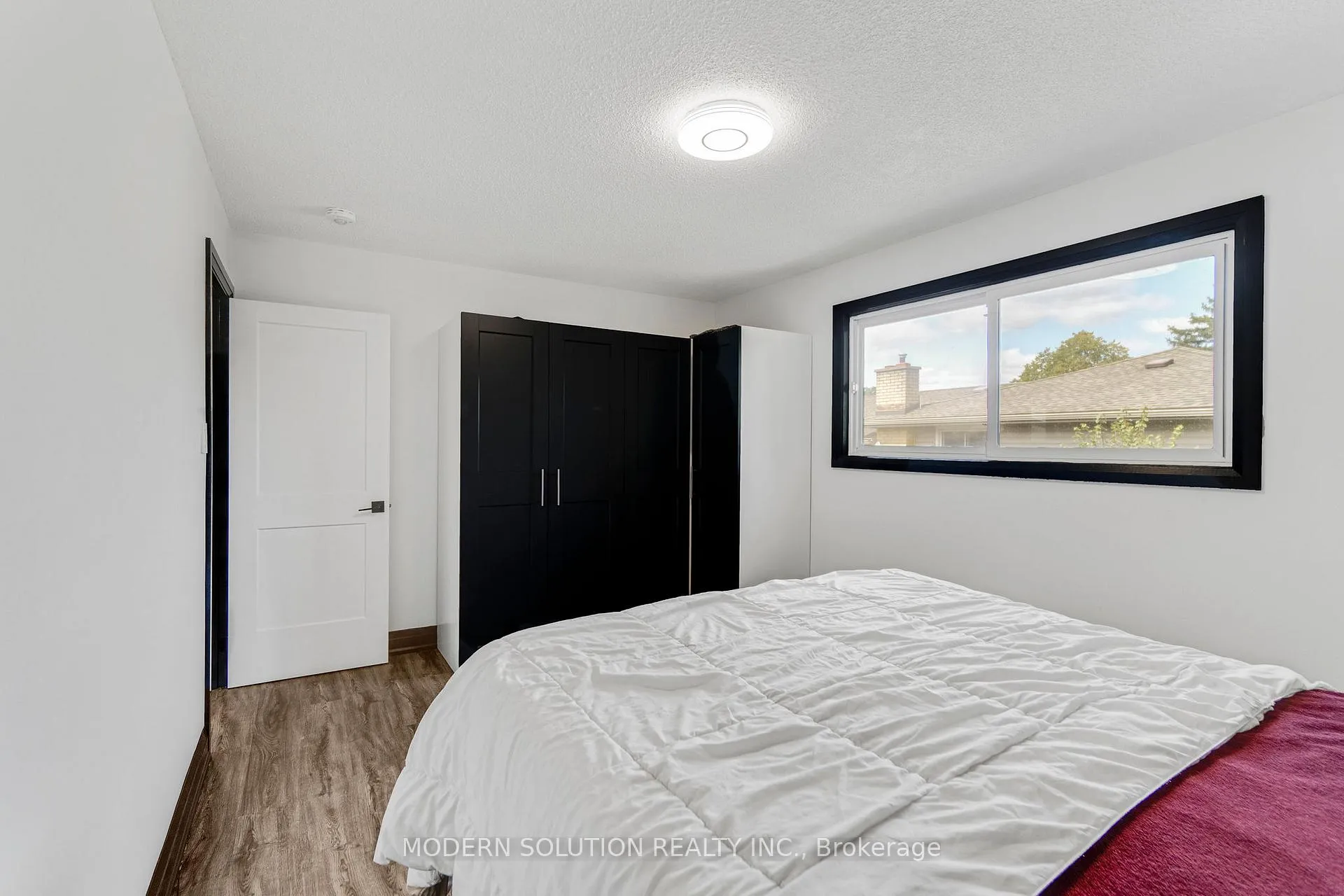 Photo 17 of 82 Shea Crescent, Kitchener — HOMEH