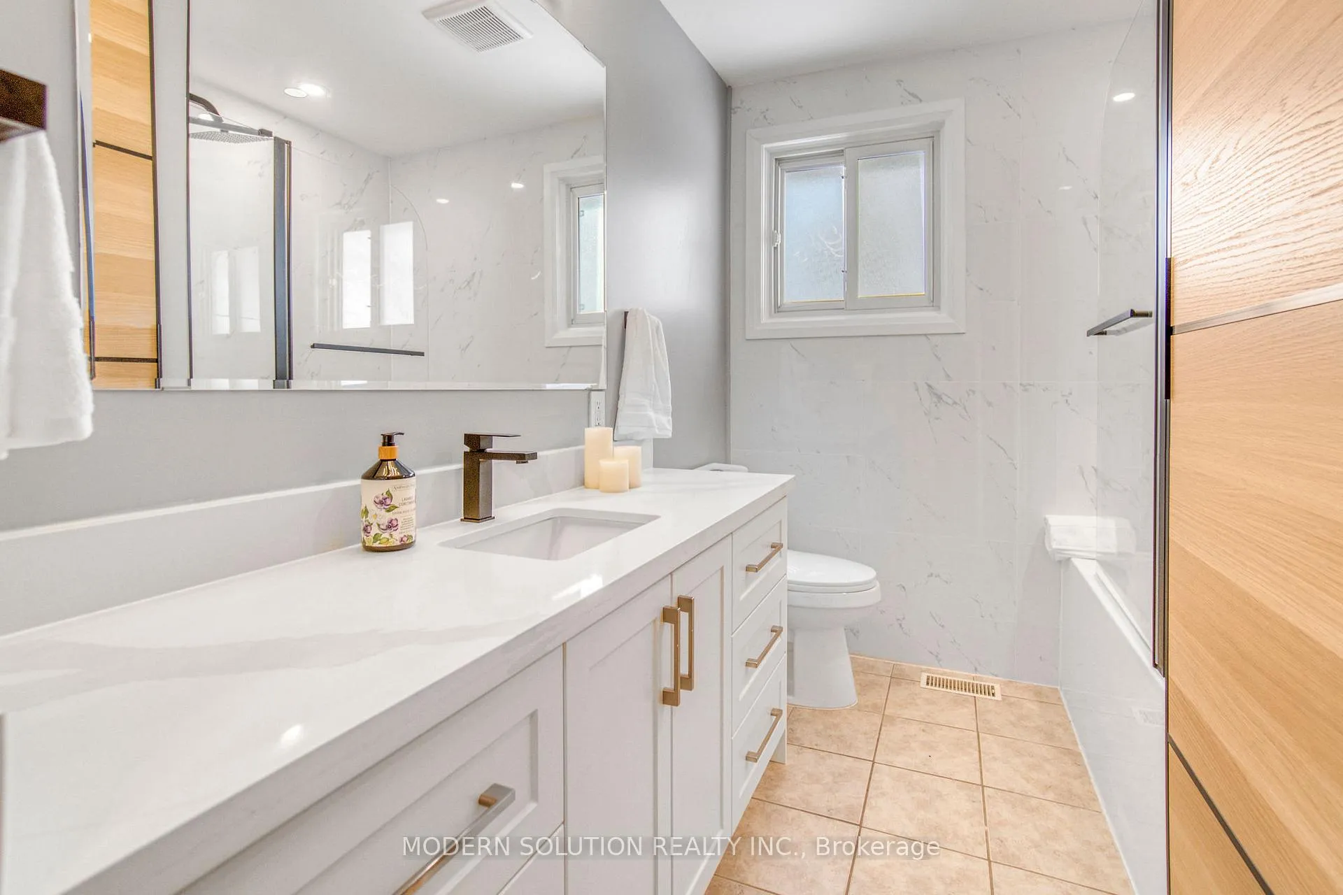 Photo 20 of 82 Shea Crescent, Kitchener — HOMEH