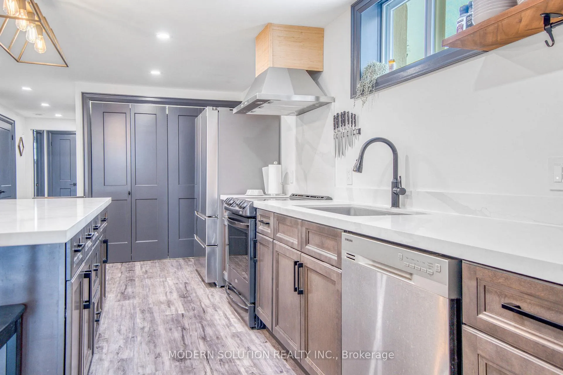Photo 34 of 82 Shea Crescent, Kitchener — HOMEH