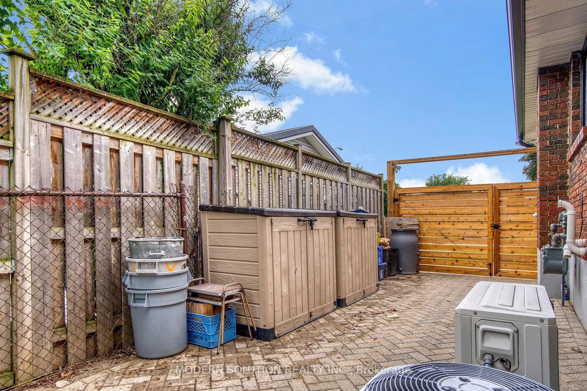 Photo 48 of 82 Shea Crescent, Kitchener — HOMEH