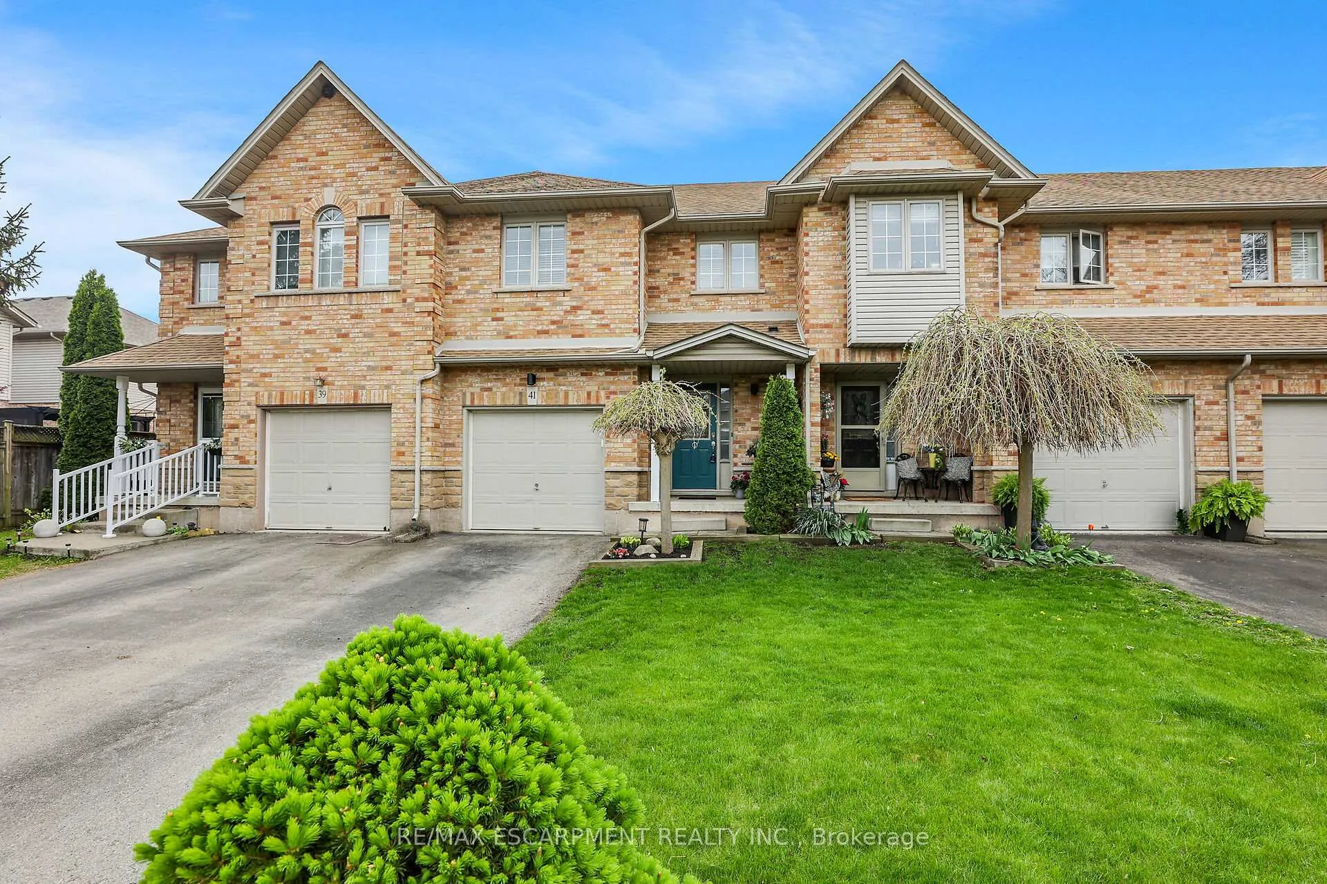 Photo 32 of 41 Magnolia Crescent, Grimsby, Grimsby West — HOMEH