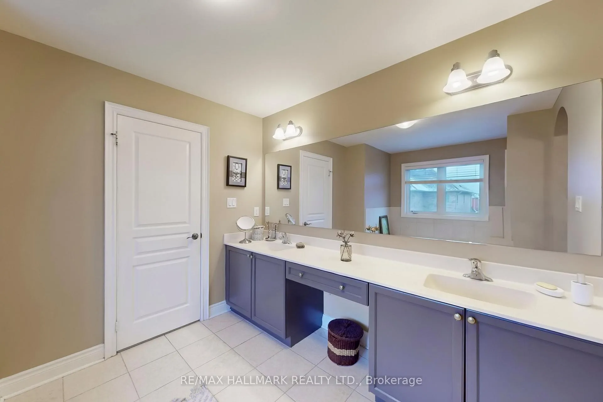 Photo 29 of 192 Tonner Crescent, Aurora, Bayview Northeast — HOMEH