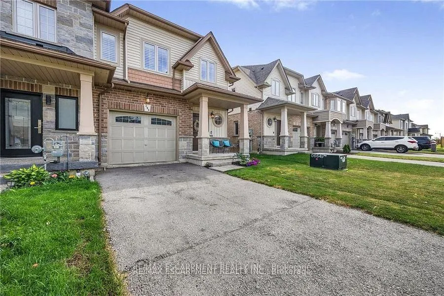 Photo 5 of 289 Pumpkin Pass, Hamilton, Binbrook — HOMEH