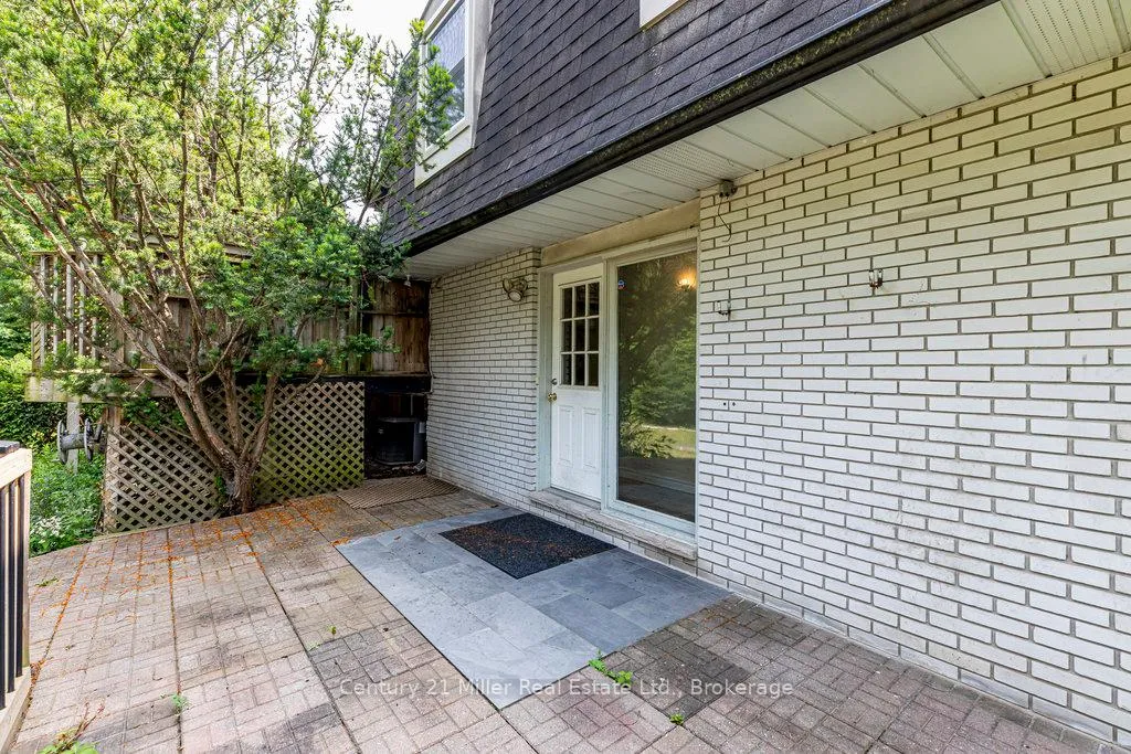 Photo 23 of 6 Terrace Lane, Guelph, Dovercliffe Park/Old University — HOMEH