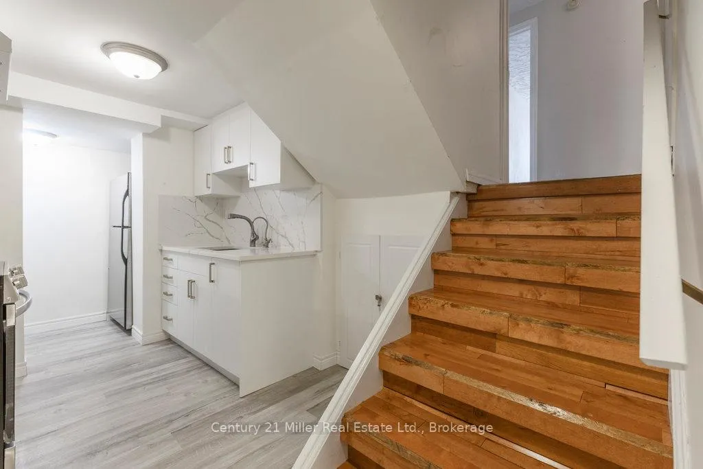Photo 30 of 6 Terrace Lane, Guelph, Dovercliffe Park/Old University — HOMEH