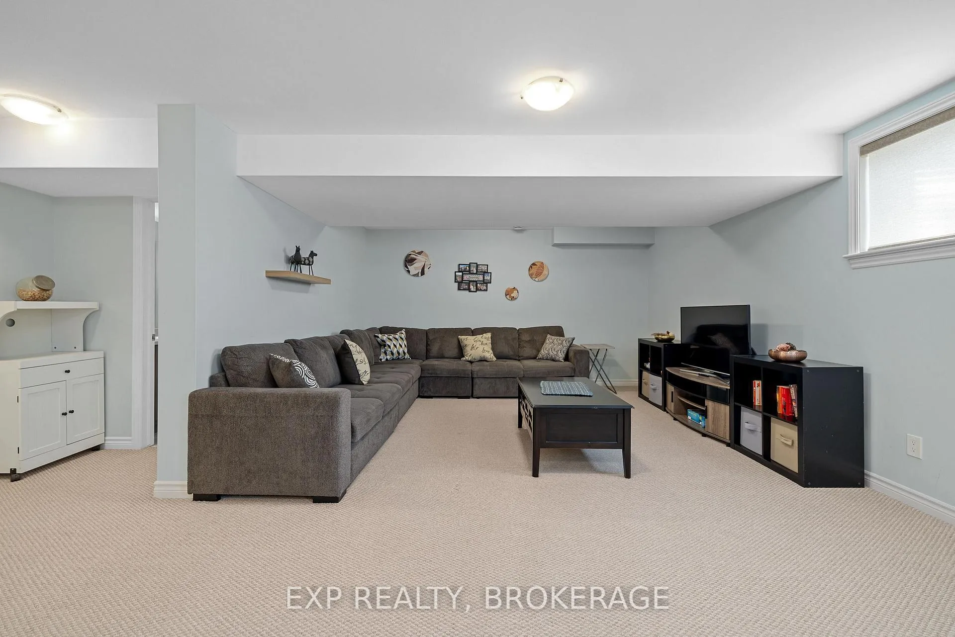 Photo 38 of 1247 Wheathill Street, Kingston, East Gardiners Rd — HOMEH