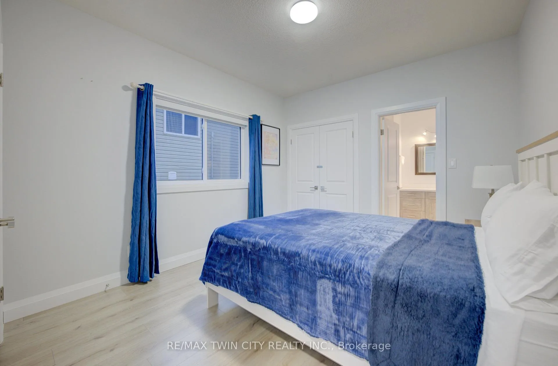 Photo 12 of 202 Fifth Avenue, Kitchener — HOMEH