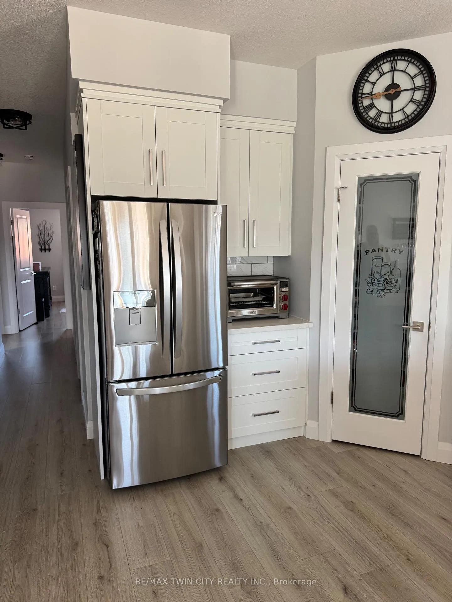 Photo 15 of 202 Fifth Avenue, Kitchener — HOMEH
