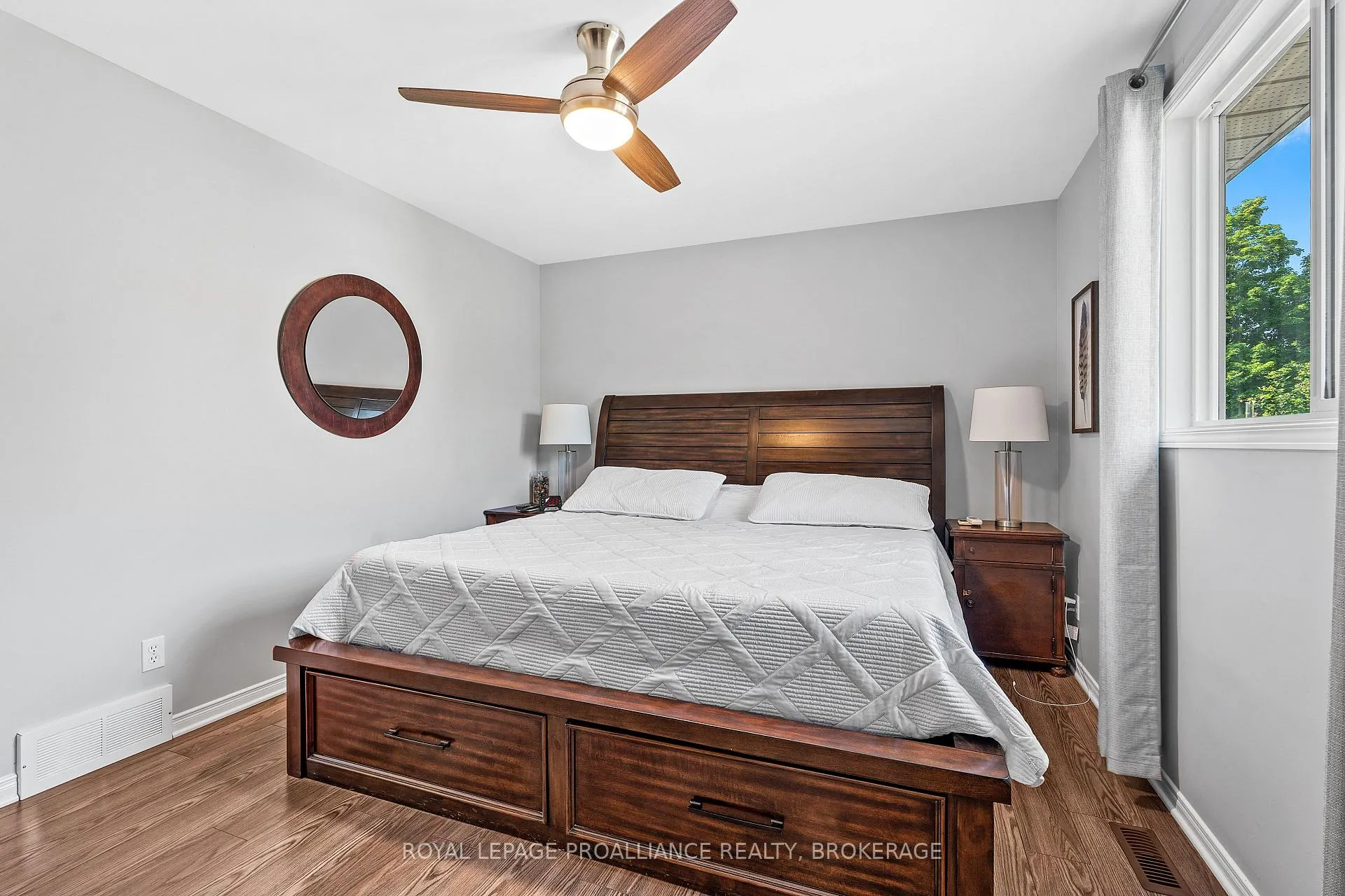Photo 15 of 698 Roosevelt Drive, Kingston, City Southwest — HOMEH