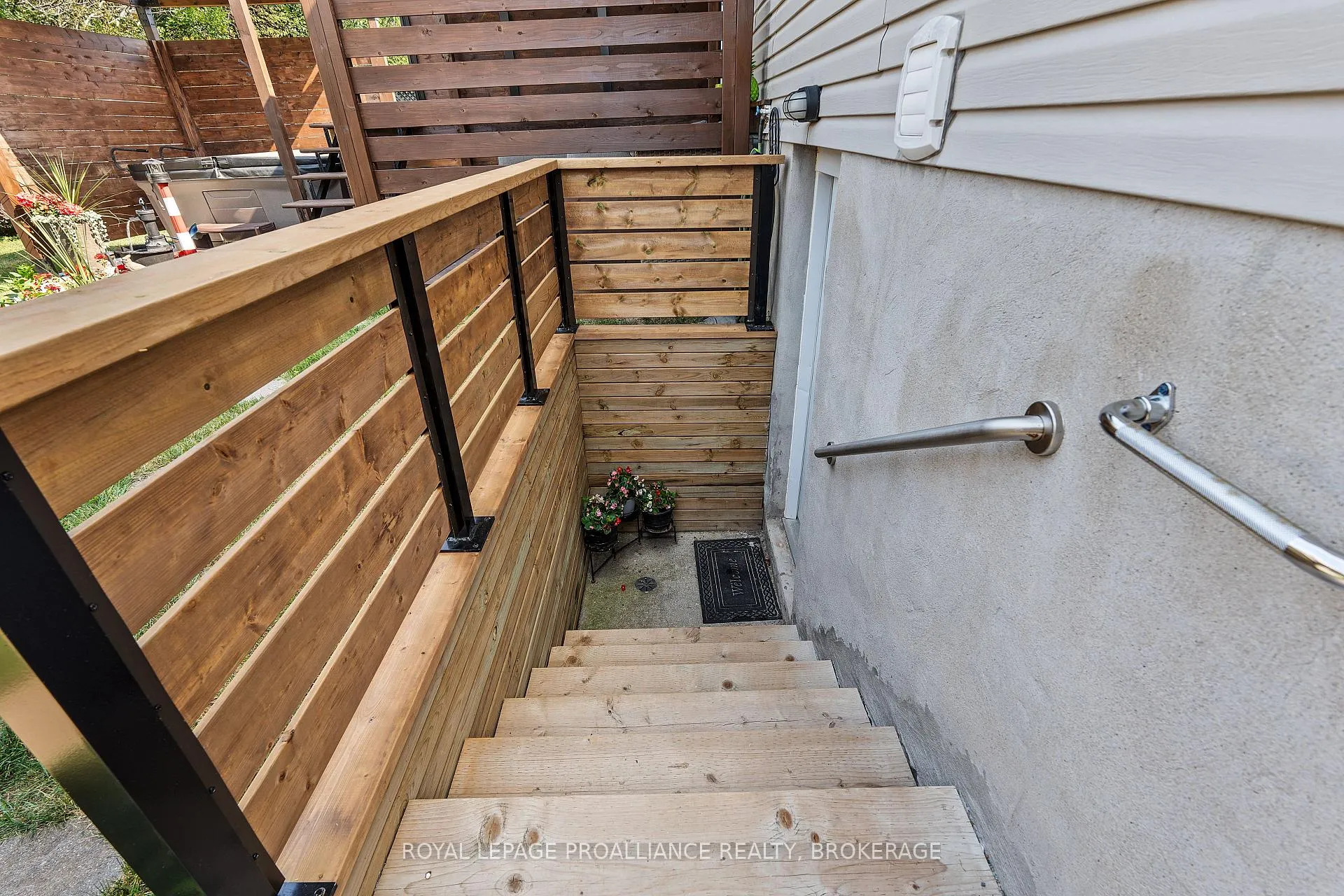Photo 23 of 698 Roosevelt Drive, Kingston, City Southwest — HOMEH