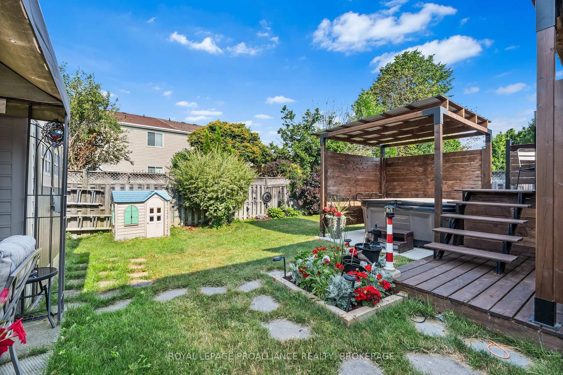 Photo 38 of 698 Roosevelt Drive, Kingston, City Southwest — HOMEH