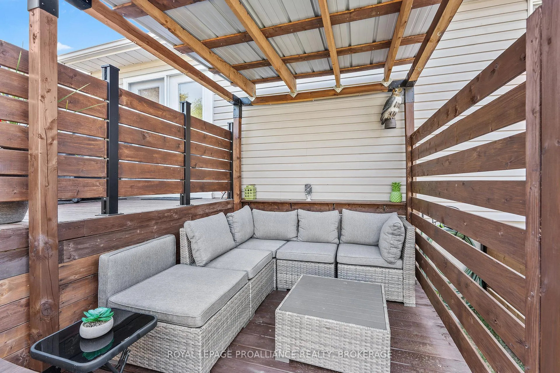 Photo 43 of 698 Roosevelt Drive, Kingston, City Southwest — HOMEH