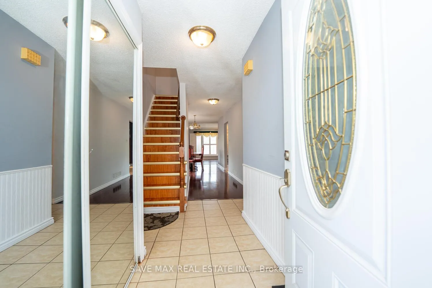 Photo 6 of 277 Macintosh Drive, Hamilton, Stoney Creek — HOMEH