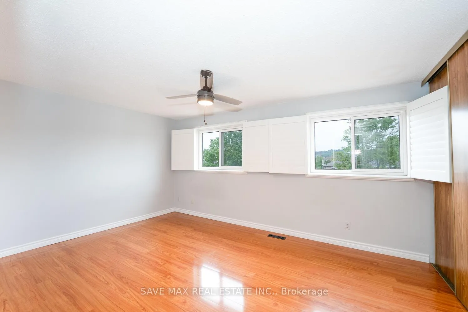 Photo 22 of 277 Macintosh Drive, Hamilton, Stoney Creek — HOMEH