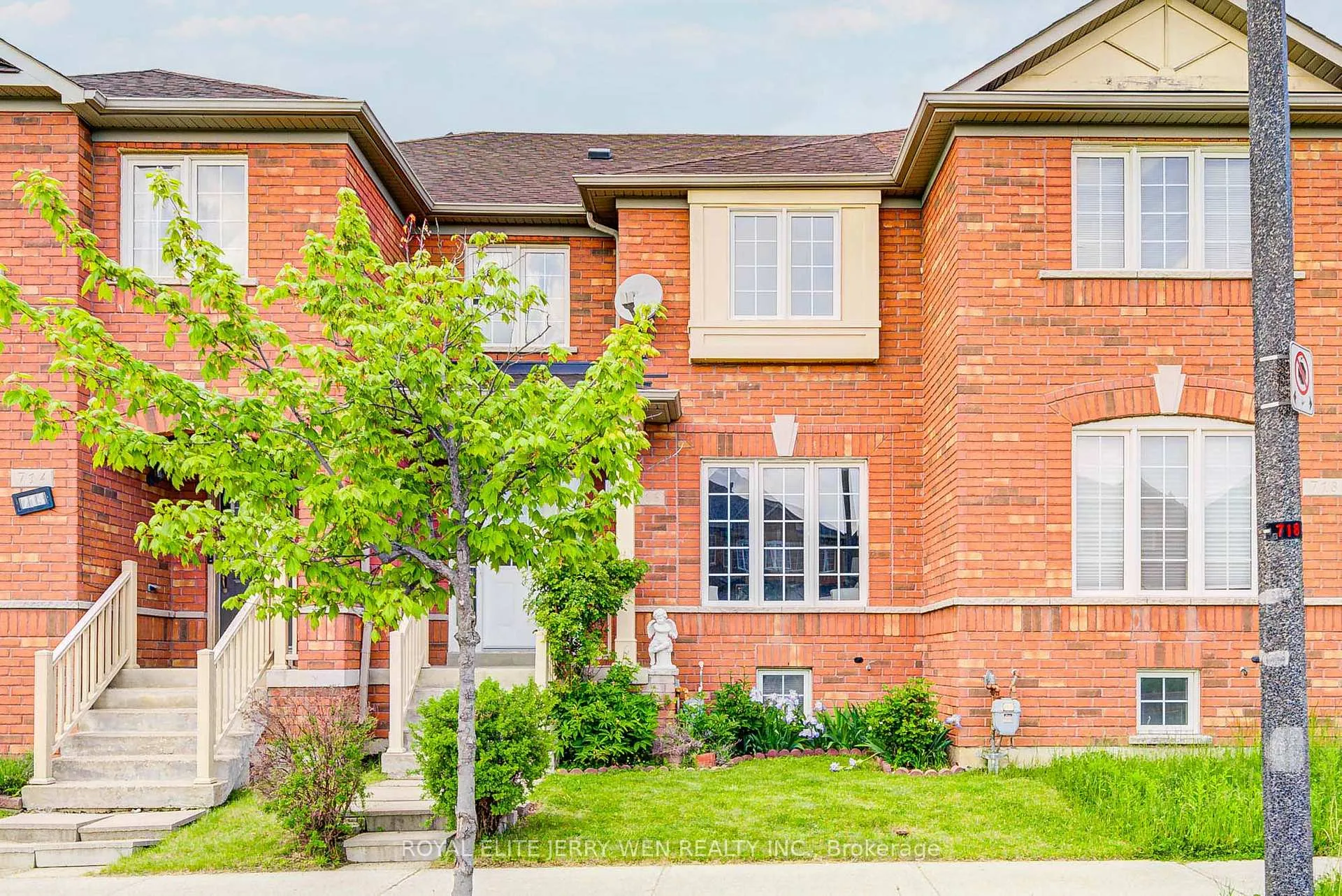 Photo 1 of 716 Castlemore Avenue, Markham, Wismer — HOMEH