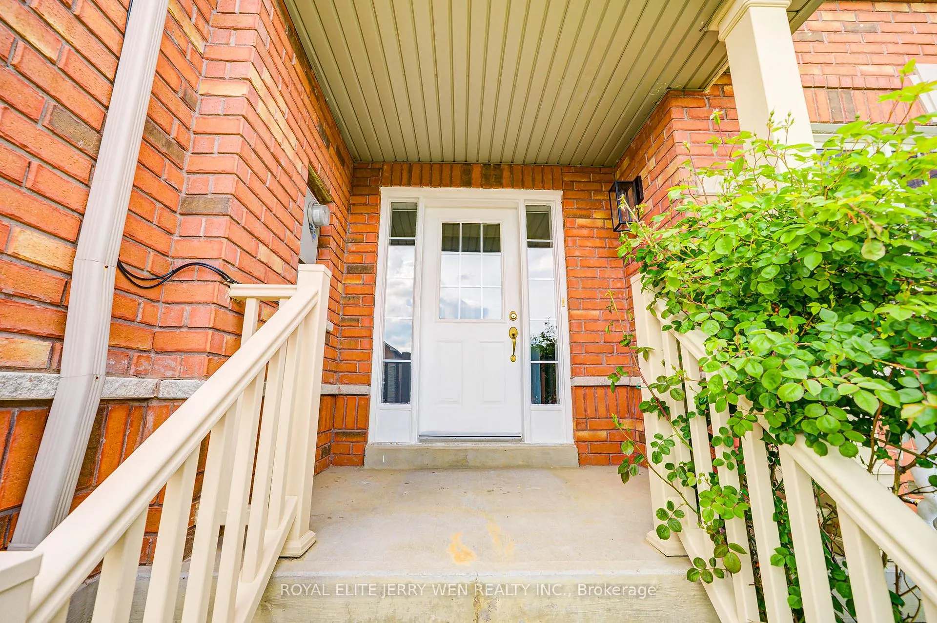 Photo 2 of 716 Castlemore Avenue, Markham, Wismer — HOMEH