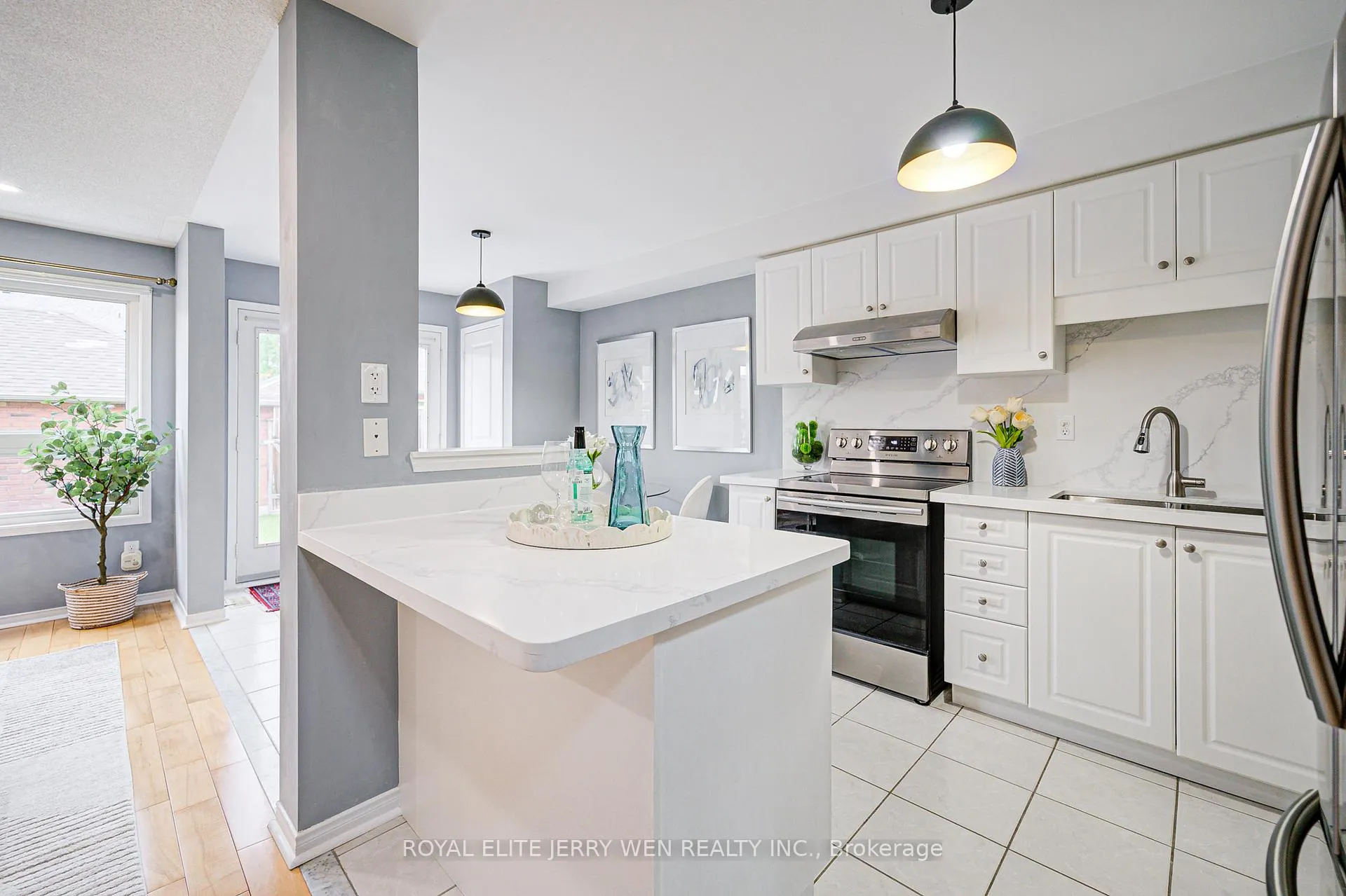 Photo 11 of 716 Castlemore Avenue, Markham, Wismer — HOMEH
