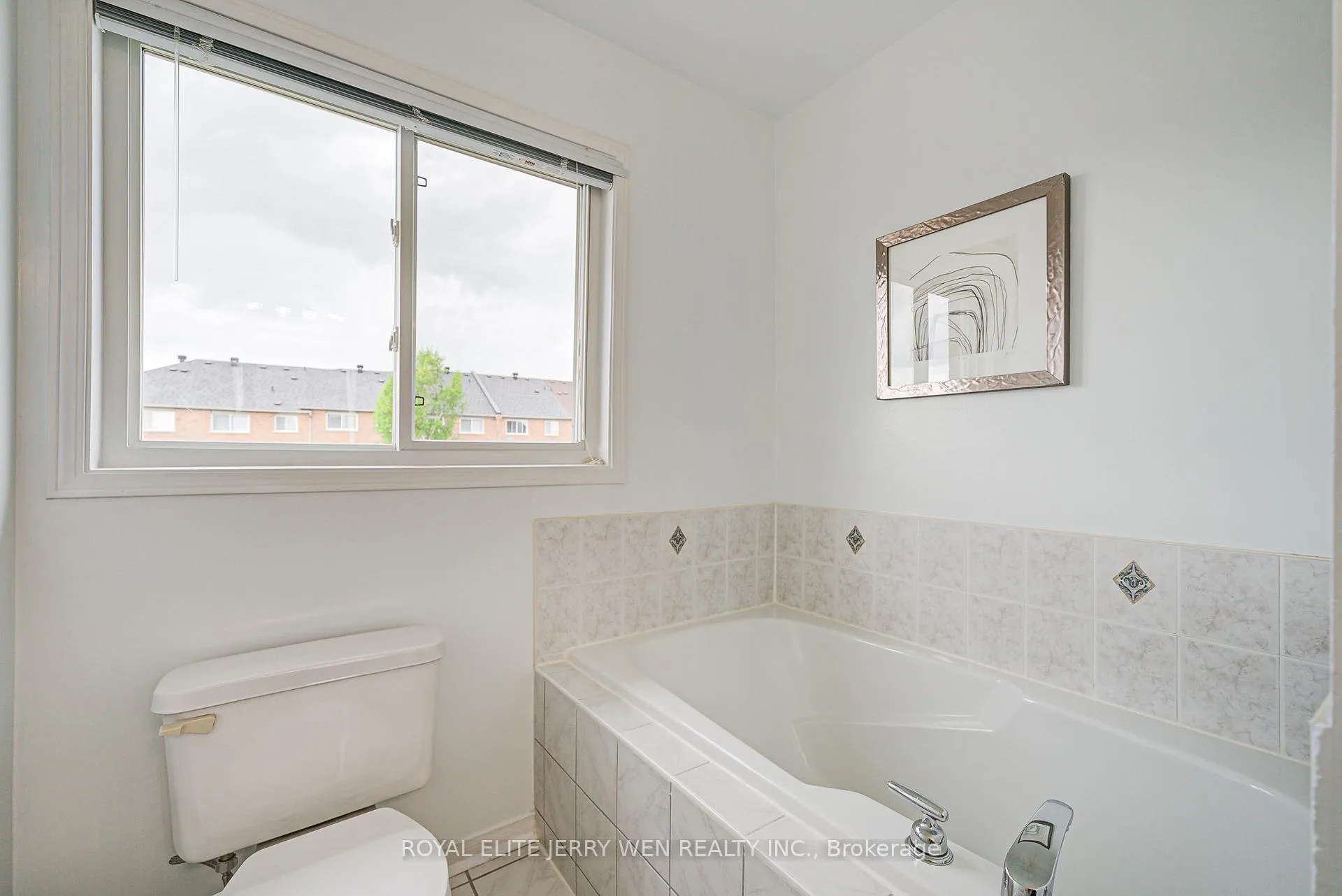 Photo 24 of 716 Castlemore Avenue, Markham, Wismer — HOMEH