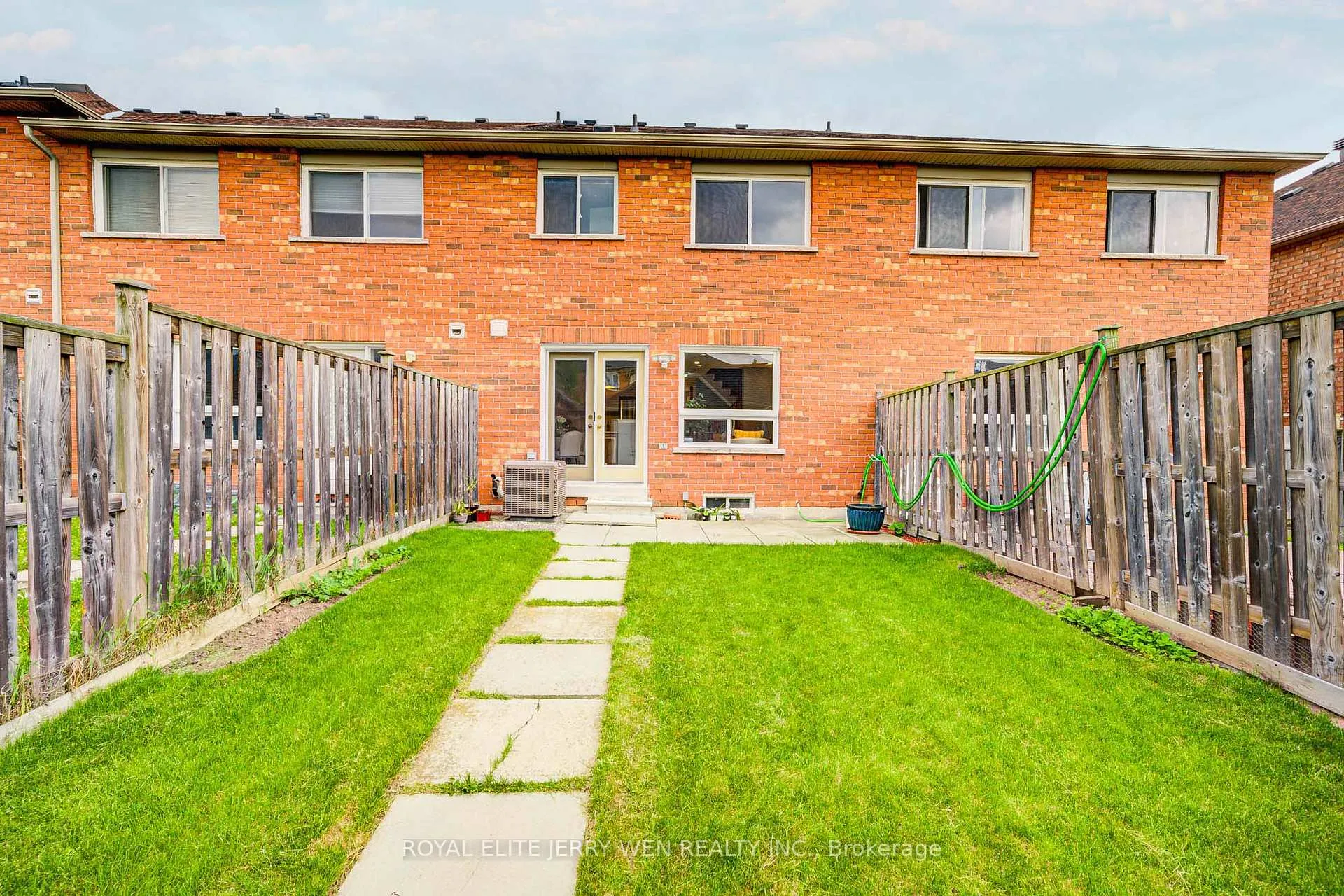 Photo 27 of 716 Castlemore Avenue, Markham, Wismer — HOMEH