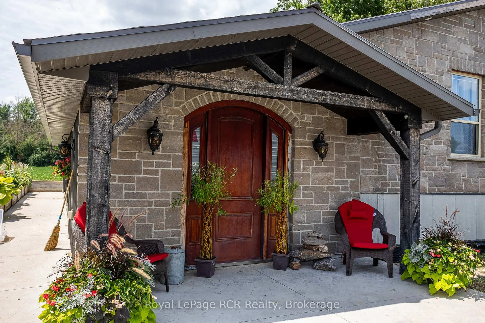 Photo 10 of 5459/5461 Wellington Road 87, Minto — HOMEH