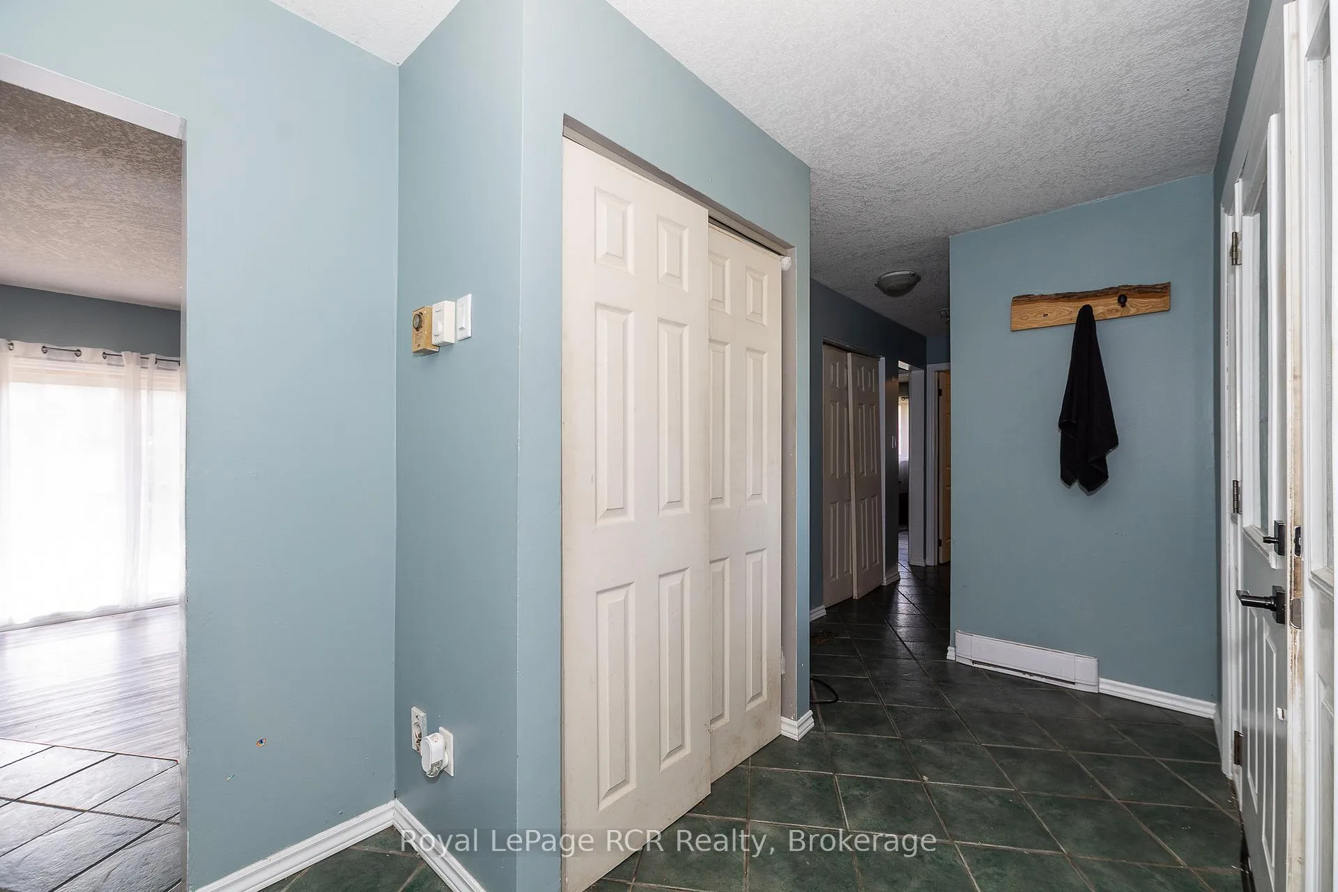 Photo 34 of 5459/5461 Wellington Road 87, Minto — HOMEH