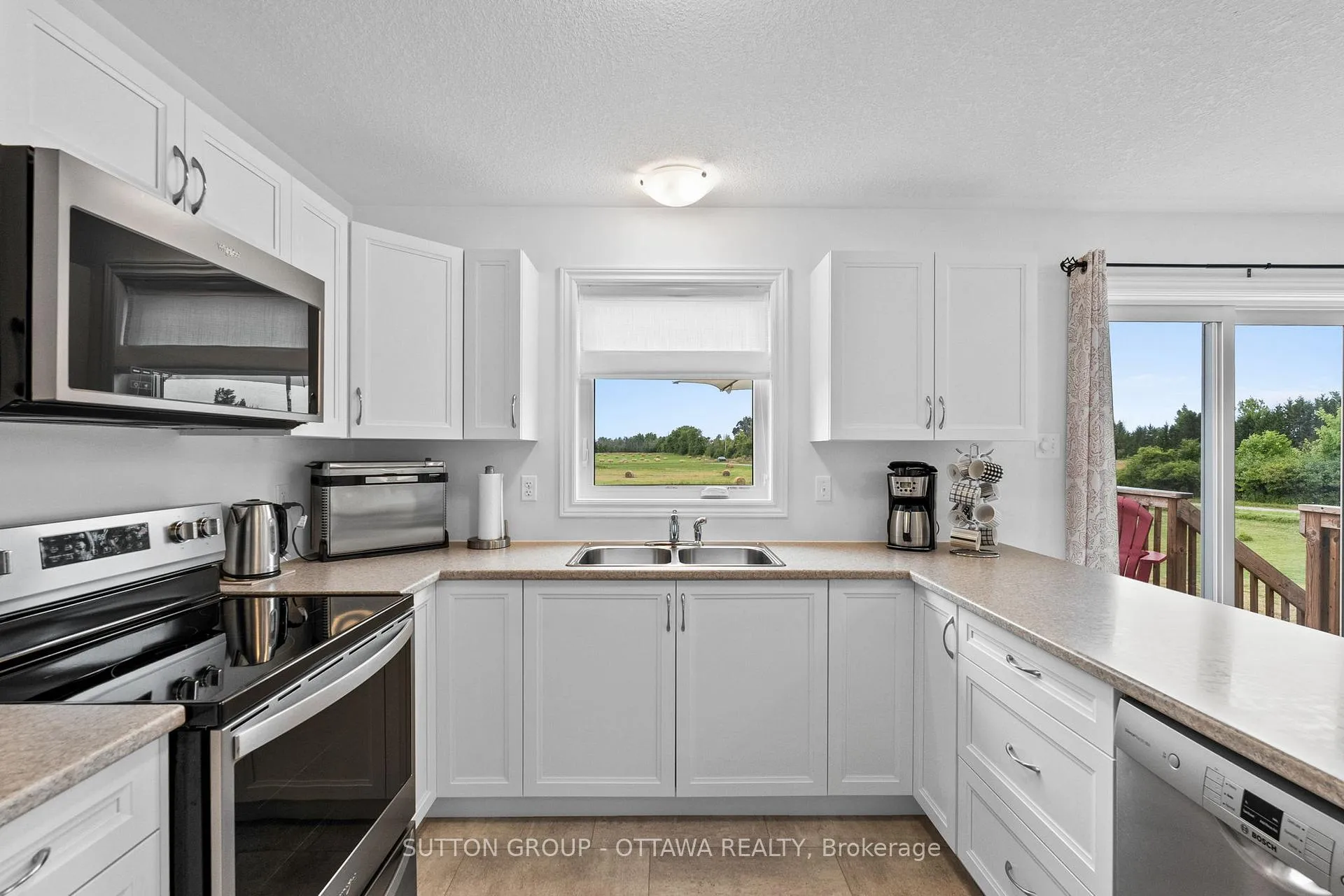 Photo 10 of 448 Ferguson Tetlock Road, Smiths Falls — HOMEH