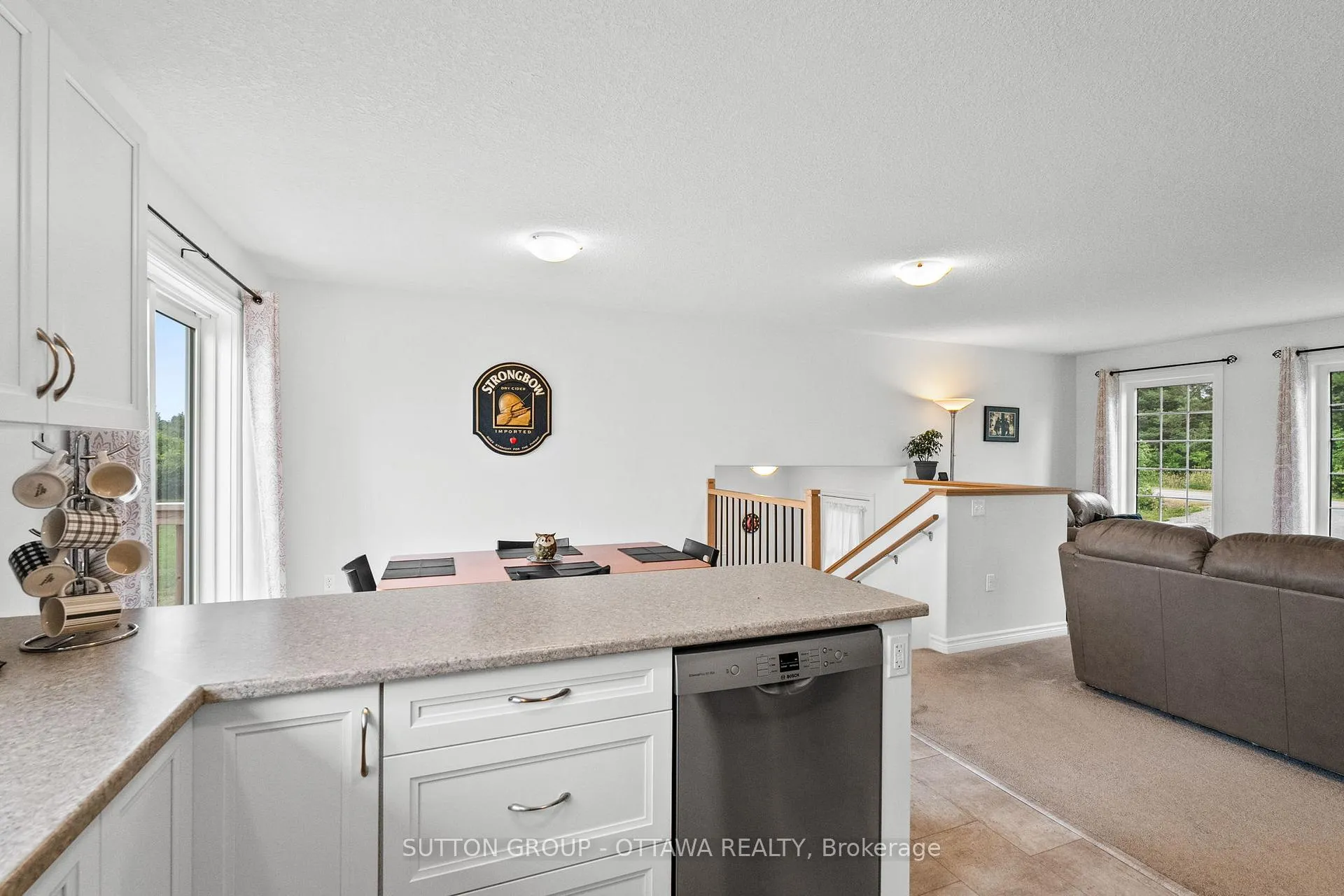 Photo 11 of 448 Ferguson Tetlock Road, Smiths Falls — HOMEH