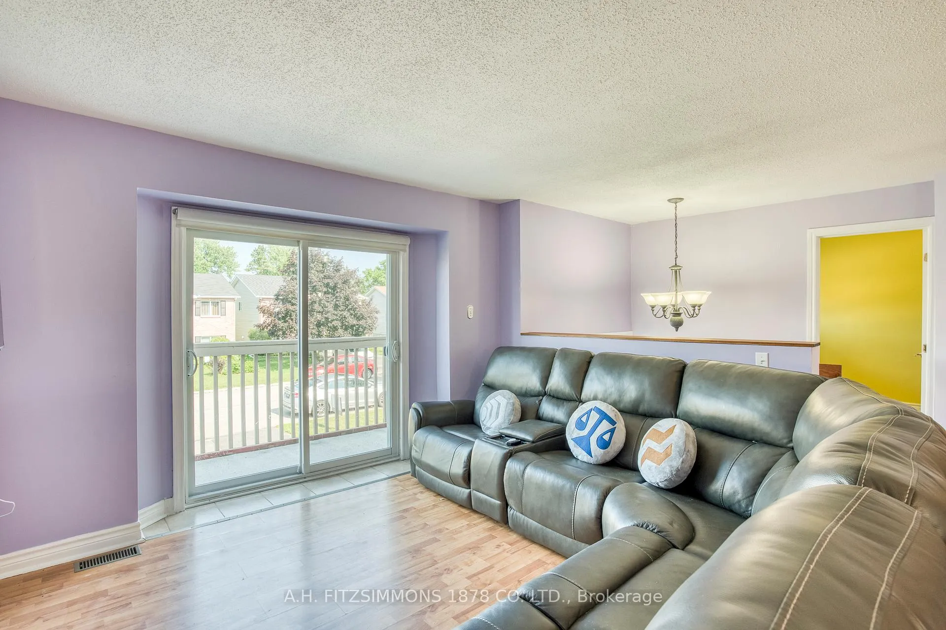 Photo 22 of 106 Merrick Street, Smiths Falls — HOMEH