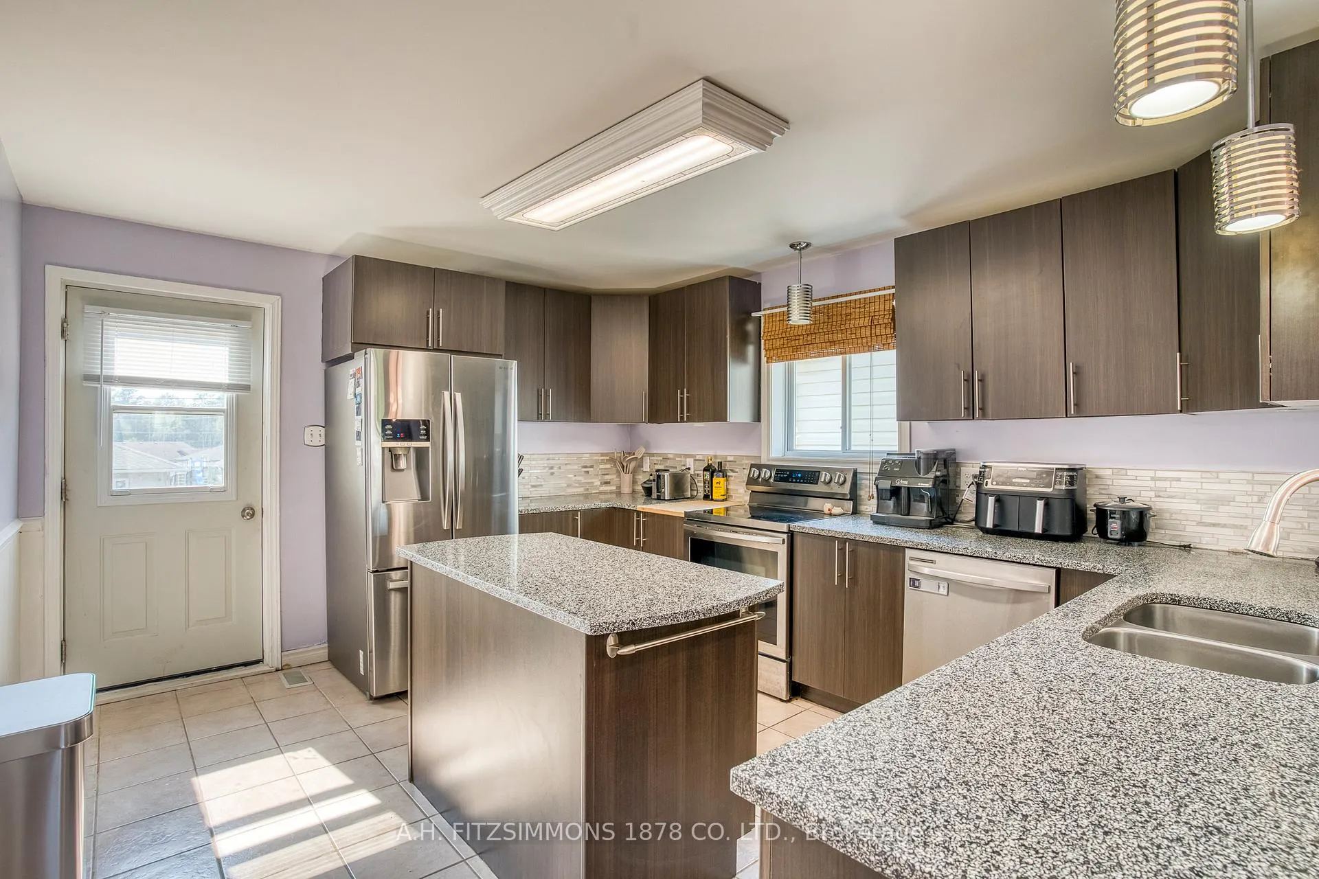 Photo 32 of 106 Merrick Street, Smiths Falls — HOMEH