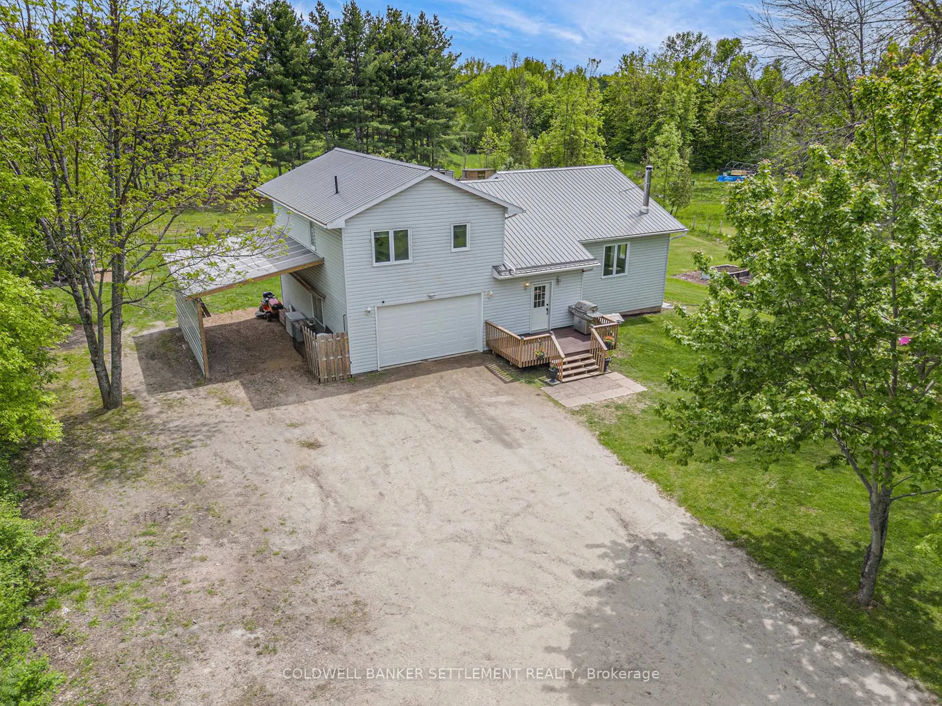 Photo 1 of 1265 Bathurst 5th Con Concession, Tay Valley, Bathurst/Burgess & Sherbrooke (Bathurst) Twp — HOMEH