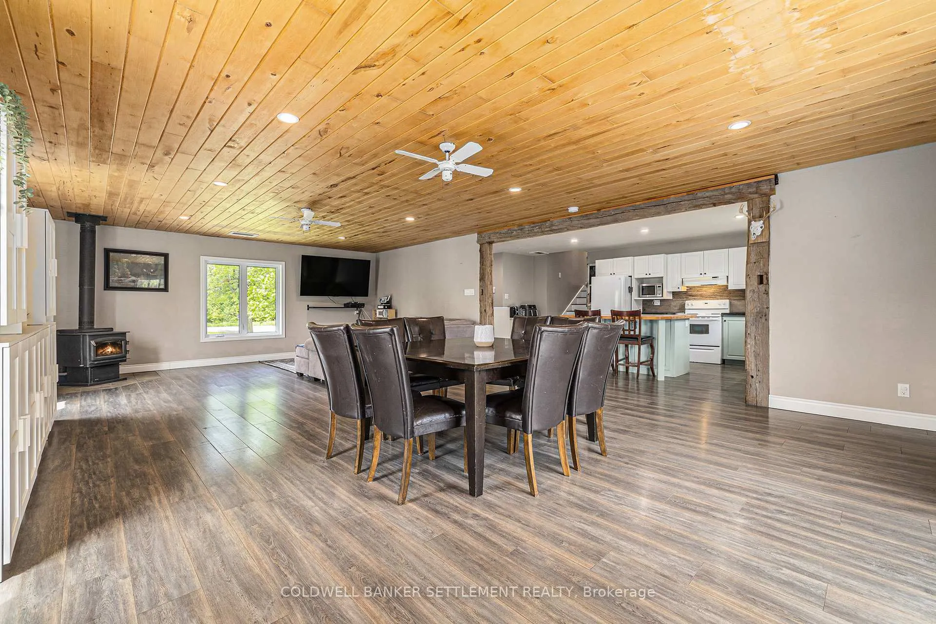 Photo 10 of 1265 Bathurst 5th Con Concession, Tay Valley, Bathurst/Burgess & Sherbrooke (Bathurst) Twp — HOMEH